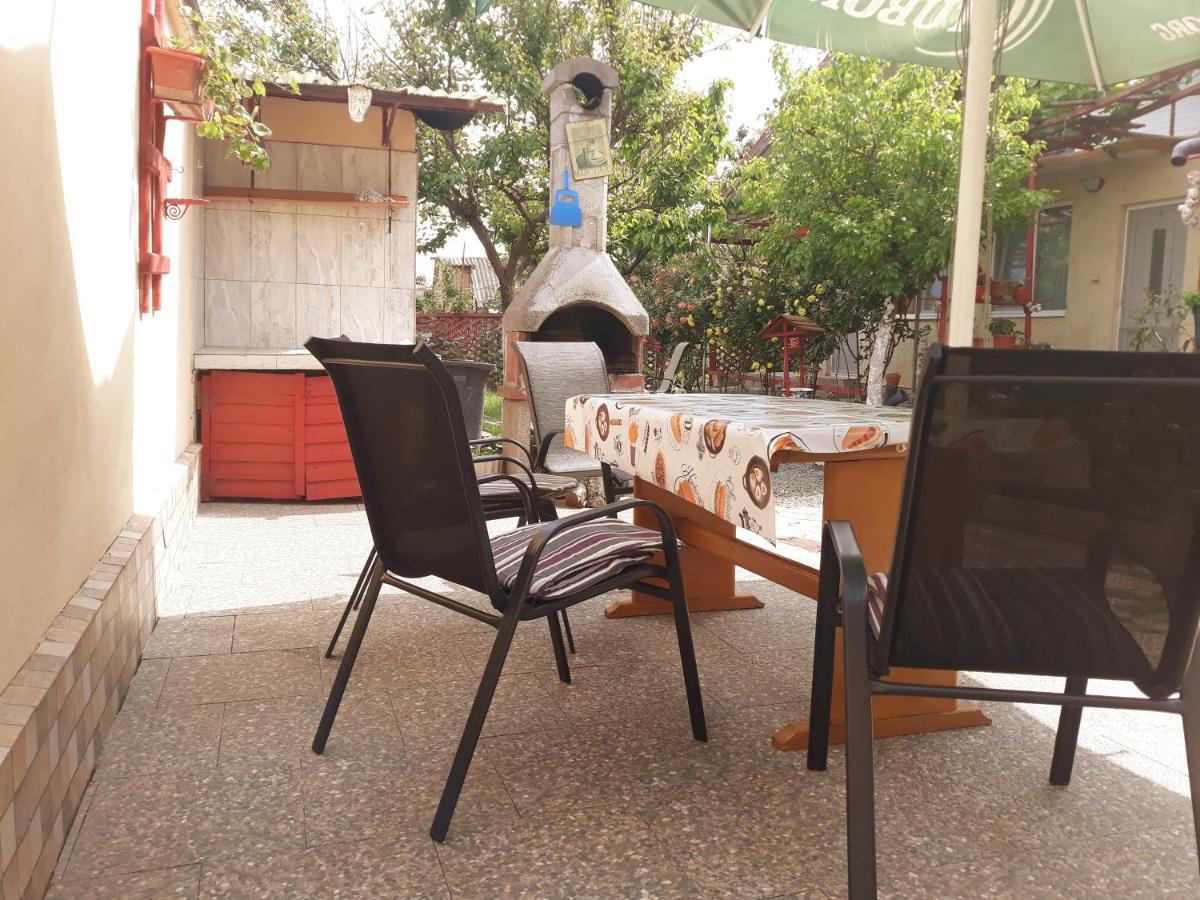 Casa De Vacanta Alexoiu Două Mai 외부 사진